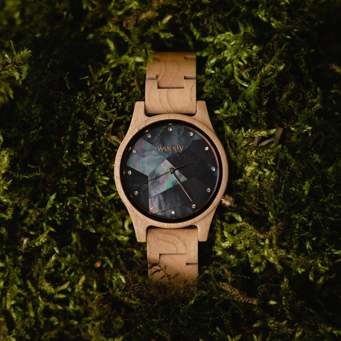 Maple Aila houten horloge dames uniek cadeau